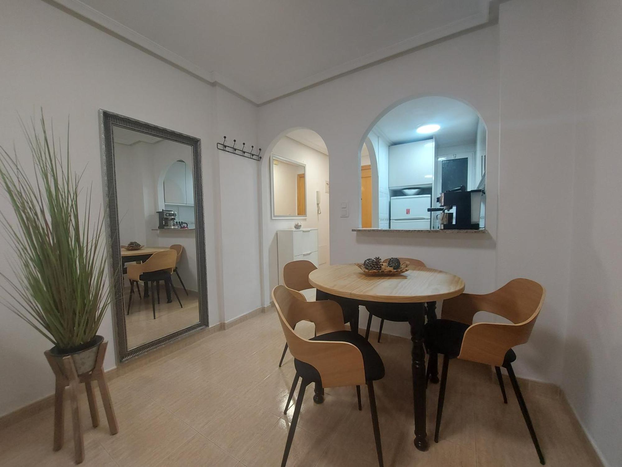Linmarko Apartamento En Centro De Torrevieja Exterior photo